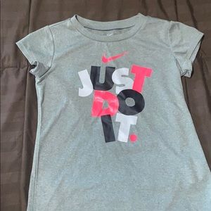 Girls Nike shirt